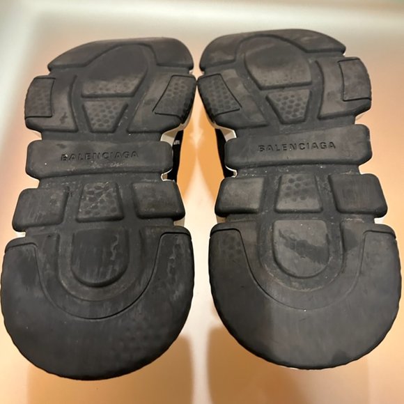 Balenciaga authentic Speed Sock Logo Sneaker Black and White, size 11 - Picture 12 of 14